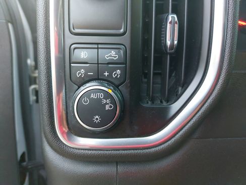 Used 2019 Chevrolet Silverado 1500 RST w/ All-Star Edition RWD image 26
