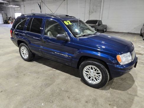 Used 2002 Jeep Grand Cherokee Limited image 16