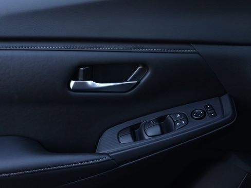 New 2025 Nissan Sentra SV image 23