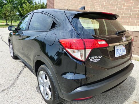 Used 2021 Honda HR-V LX image 7