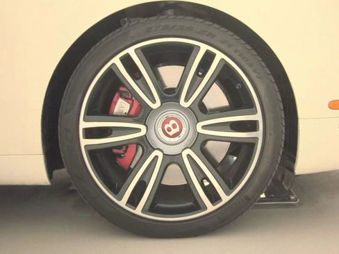 Used 2017 Bentley Flying Spur S V8 image 21