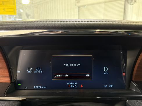 Used 2024 Lincoln Navigator Reserve image 18