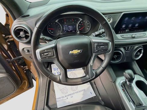 Used 2019 Chevrolet Blazer LT FWD image 11