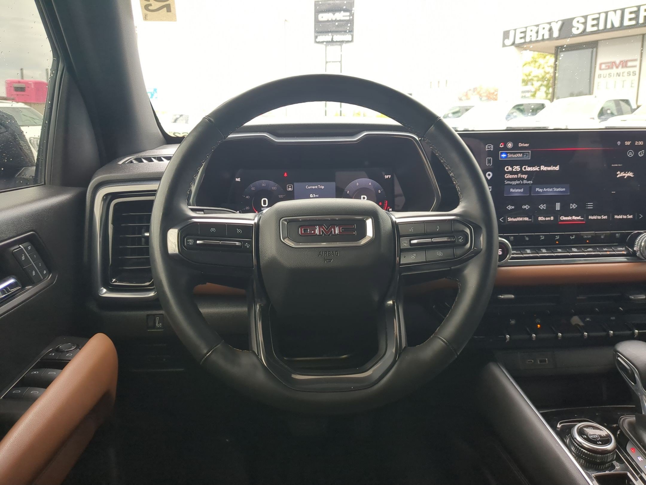 Used 2024 GMC Canyon AT4 w/ AT4 Premium Package AWD/4WD image 17