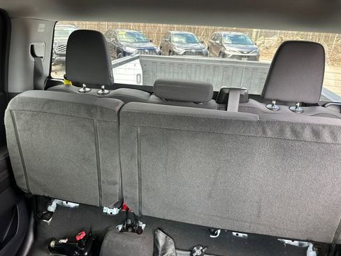 Used 2023 Chevrolet Silverado 1500 LT image 32