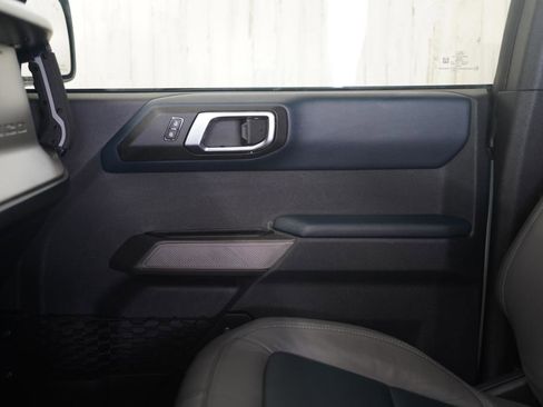 Used 2021 Ford Bronco First Edition AWD/4WD image 30
