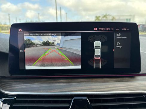 Used 2023 BMW 540i xDrive image 28