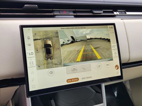 Certified 2024 Land Rover Range Rover SE AWD/4WD image 14