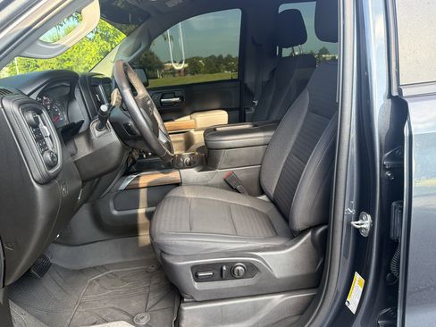 Used 2021 Chevrolet Silverado 1500 RST w/ Convenience Package II AWD/4WD image 13