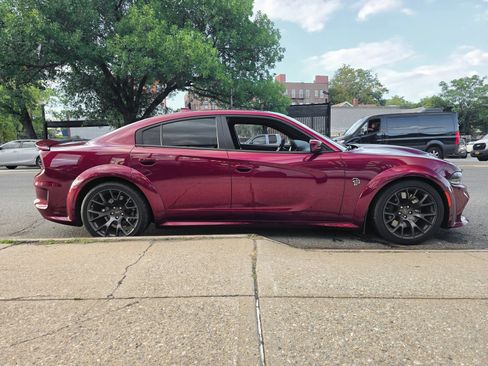 Used 2020 Dodge Charger SRT Hellcat w/ Harman/Kardon Audio Group RWD image 8