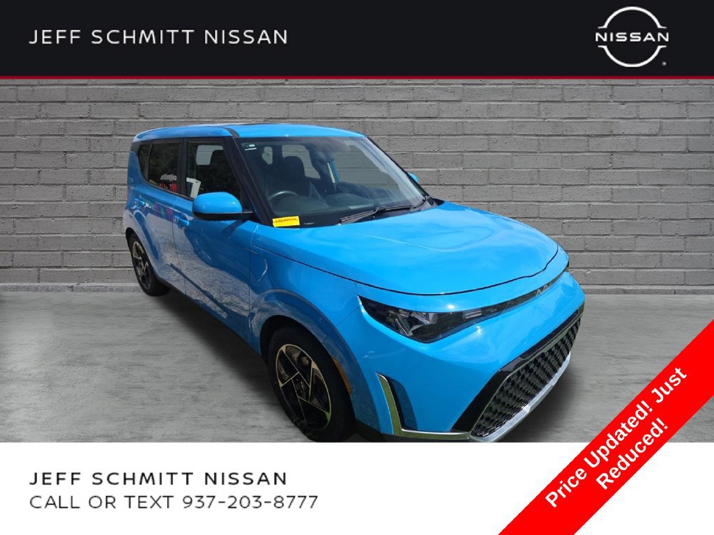 Used 2023 Kia Soul EX FWD image 1
