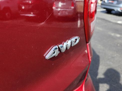 Used 2019 Ford Explorer XLT w/ Equipment Group 202A image 22