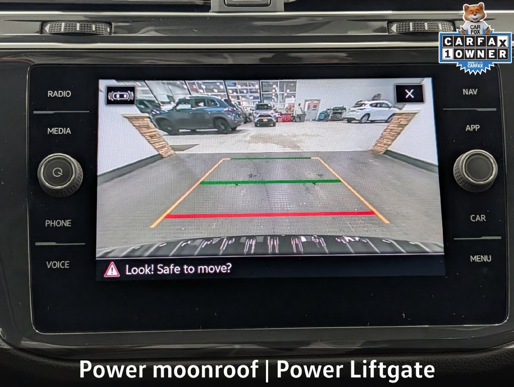 Used 2023 Volkswagen Tiguan SEL R-Line AWD/4WD image 17