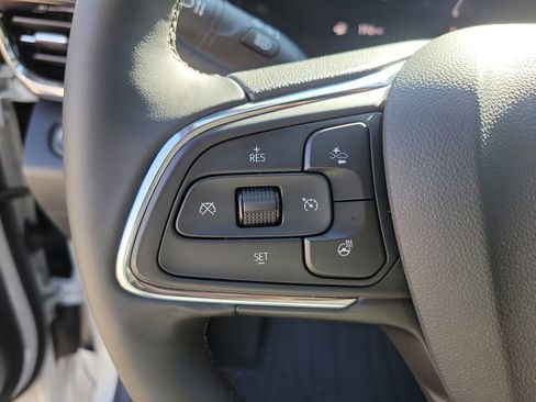 Used 2025 Buick Envista Avenir image 24