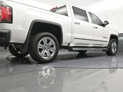 Used 2018 GMC Sierra 1500 SLT AWD/4WD image 37