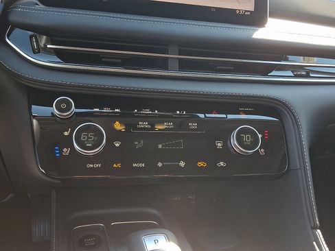 New 2027 INFINITI QX60 Luxe AWD/4WD image 13