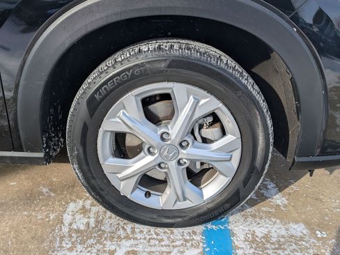 Certified 2023 Honda HR-V LX image 32