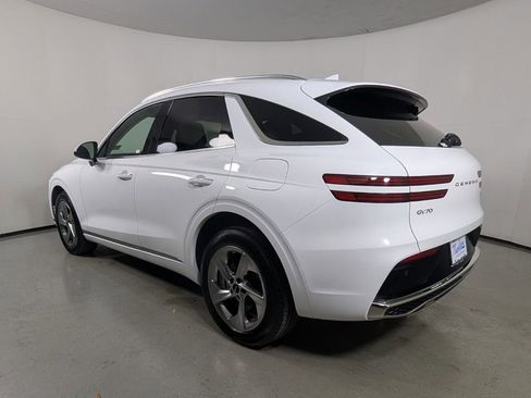 Used 2026 Genesis GV70 2.5T image 5