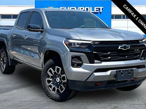 Used 2023 Chevrolet Colorado Z71 w/ Z71 Convenience Package 2 AWD/4WD image 1