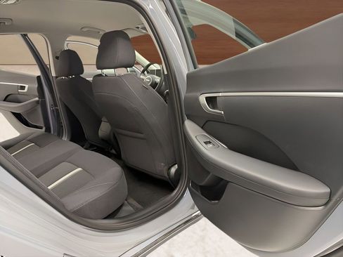 New 2026 Hyundai Sonata SE FWD image 13