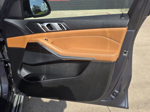 Used 2019 BMW X5 xDrive40i AWD/4WD image 39