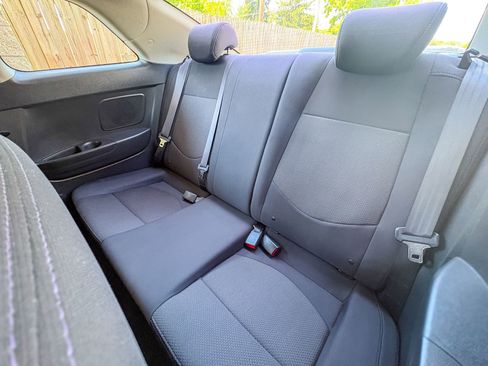 Used 2012 Kia Forte Koup EX FWD image 21
