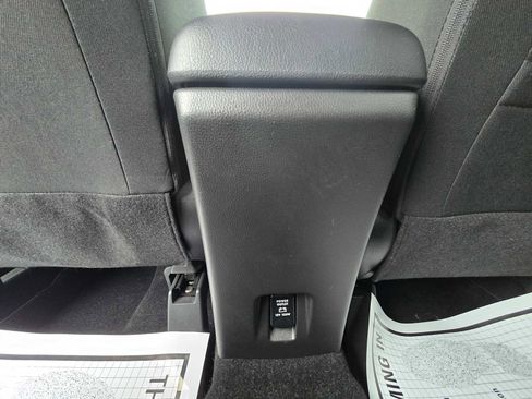 Used 2024 Mitsubishi Eclipse Cross LE AWD/4WD image 14
