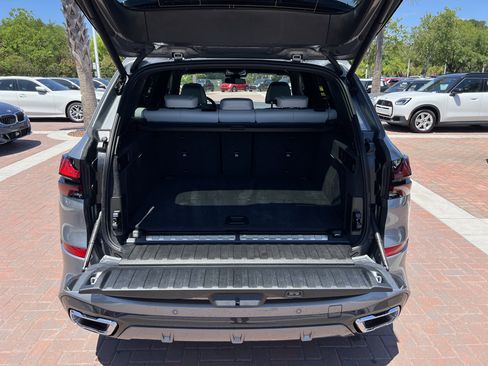 Used 2026 BMW X5 xDrive50e AWD/4WD image 32