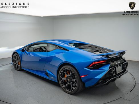 Used 2024 Lamborghini Huracan Tecnica image 12