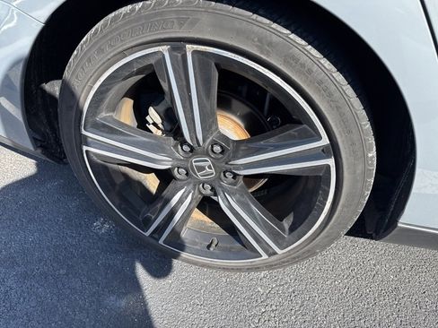 Used 2023 Honda Accord Sport image 5