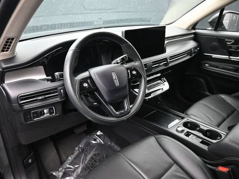 Used 2023 Lincoln Corsair Reserve w/ Equipment Group 201A AWD/4WD image 11