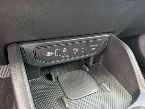 Certified 2025 Kia K4 EX FWD image 28