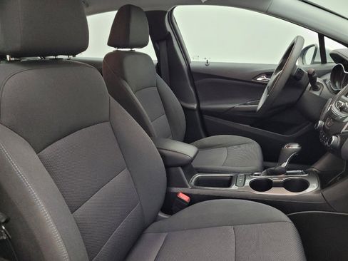 Used 2019 Chevrolet Cruze LT w/ Convenience Package image 21