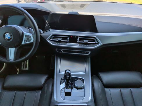Used 2021 BMW X5 sDrive40i w/ M Sport Package RWD image 34