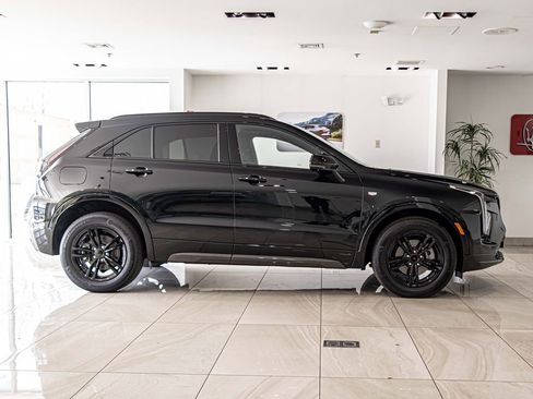 Used 2025 Cadillac XT4 Sport AWD/4WD image 10