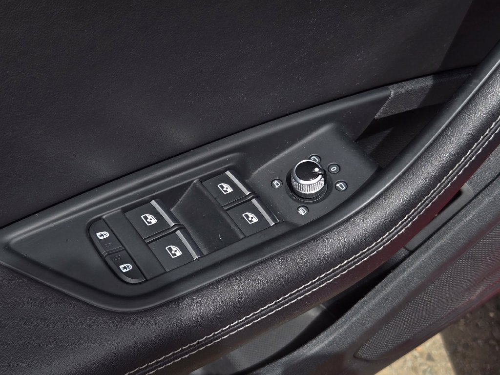 Used 2022 Audi A4 2.0T Premium Plus AWD/4WD image 12