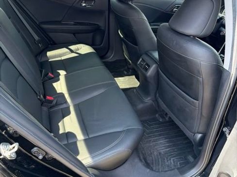 Used 2016 Honda Accord EX-L image 16