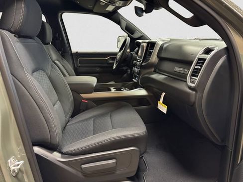 New 2026 RAM 1500 Big Horn AWD/4WD image 16