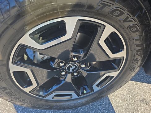 Used 2021 Ford Bronco Sport Outer Banks w/ Outer Banks Package (96D) image 32