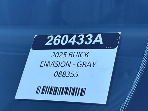 Used 2025 Buick Envision Avenir AWD/4WD image 7