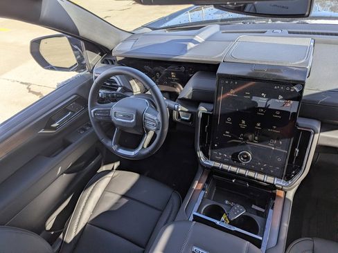 New 2026 GMC Yukon XL Denali image 20