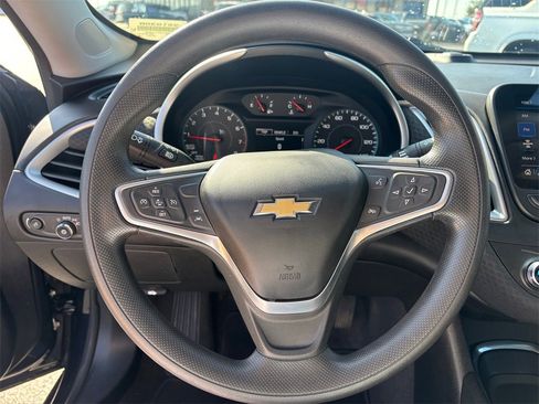Certified 2023 Chevrolet Malibu LT w/ Driver Confidence Package image 14