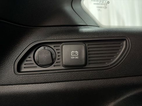 New 2026 Jeep Grand Cherokee Limited w/ Limited Altitude Package RWD image 16