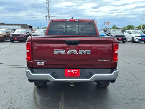 Used 2025 RAM 1500 Big Horn AWD/4WD image 5