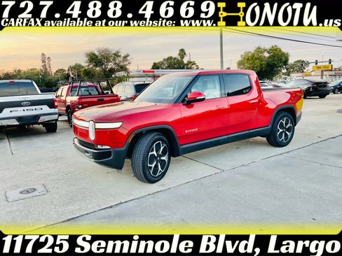 Used 2023 Rivian R1T Adventure image 7