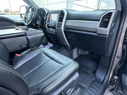 Used 2020 Ford F350 Lariat w/ Lariat Value Package AWD/4WD image 12