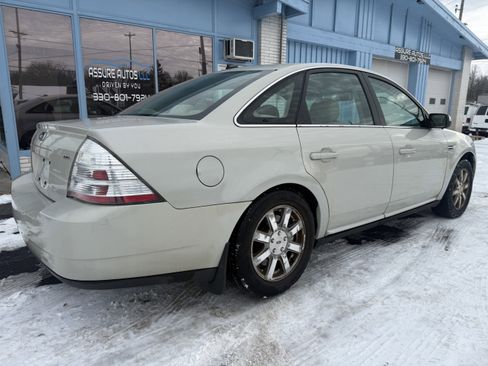 Used 2008 Ford Taurus SEL image 5