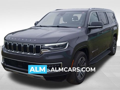 Used 2024 Jeep Wagoneer L Series II w/ Flexible Seating Group RWD image 1