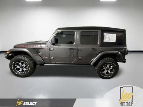 Used 2021 Jeep Wrangler Unlimited Rubicon w/ Dual Top Group AWD/4WD image 4