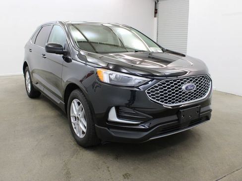 Used 2024 Ford Edge SEL AWD/4WD image 6